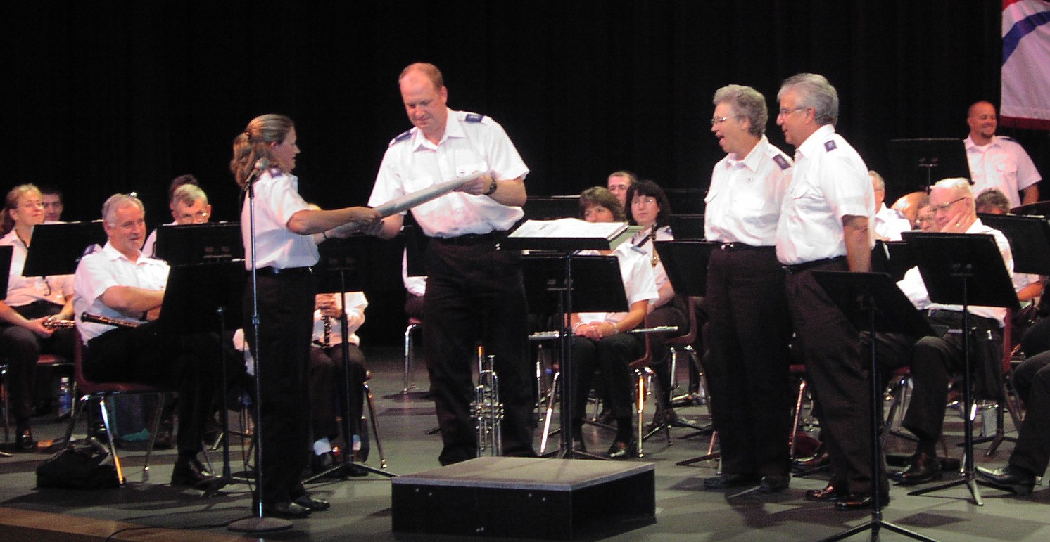 irv-jean8.JPG (249862 bytes)